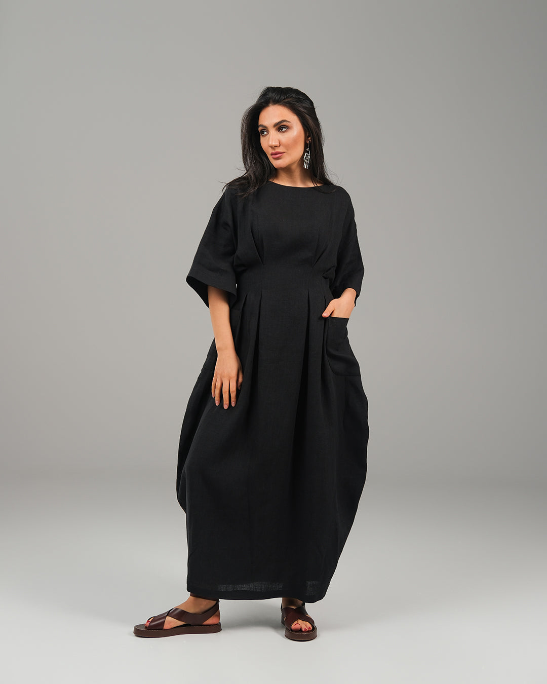 The Vase Linen Dress - Black Black / L The Vase Linen Dress - Black Black / L