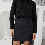 The Refined Curve Skirt - Black Merino