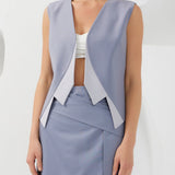 The Refined Curve Skirt - Dark Gray