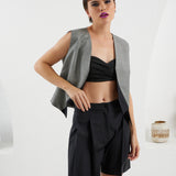 Collar-Elle Vest - Black & Gray