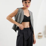 Collar-Elle Vest - Black & Gray