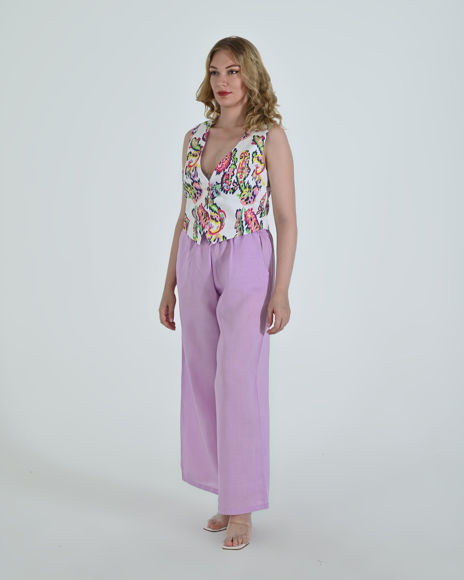 The Vento Reversible Vest & Pants Set - Purple Paisley