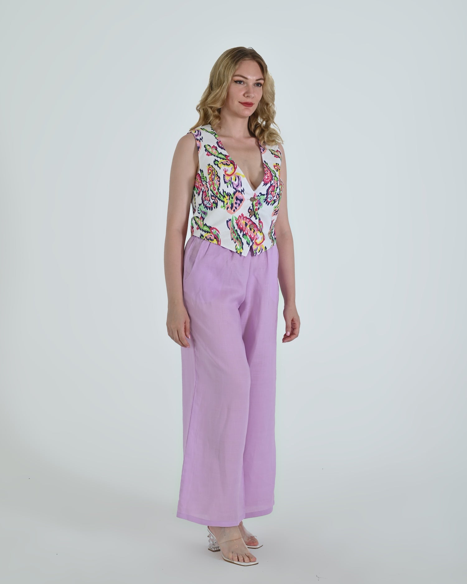 The Vento Reversible Vest & Pants Set - Purple Paisley
